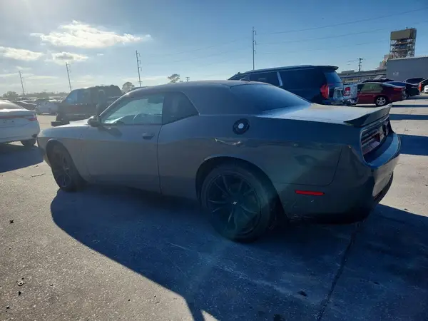 2C3CDZAG7JH111325 2018 DODGE CHALLENGER - Image 2