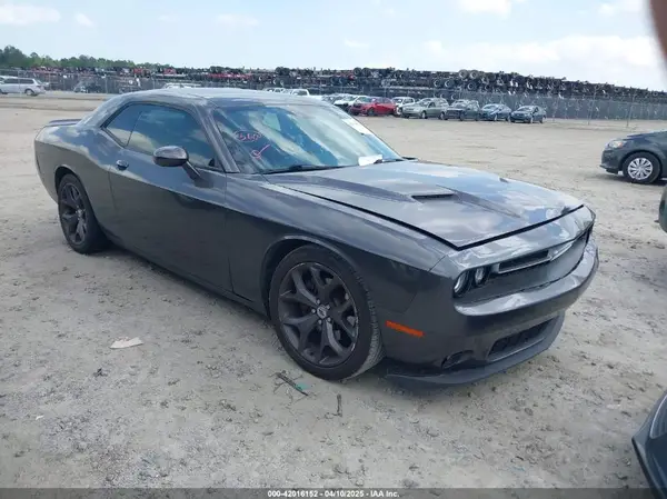 2C3CDZAG7JH132871 2018 DODGE CHALLENGER - Image 1
