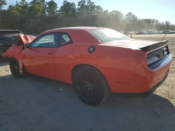 2C3CDZAG7JH142168 2018 DODGE CHALLENGER - Image 2