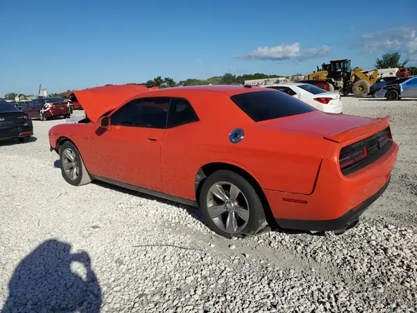 2C3CDZAG7JH219766 2018 DODGE CHALLENGER - Image 2