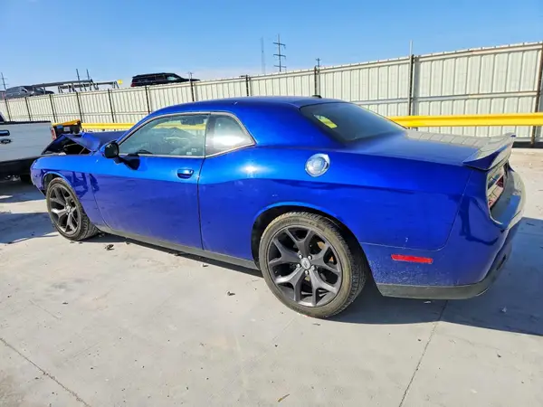 2C3CDZAG7JH228273 2018 DODGE CHALLENGER - Image 2