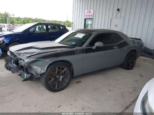 2C3CDZAG7JH229777 2018 DODGE CHALLENGER - Image 2