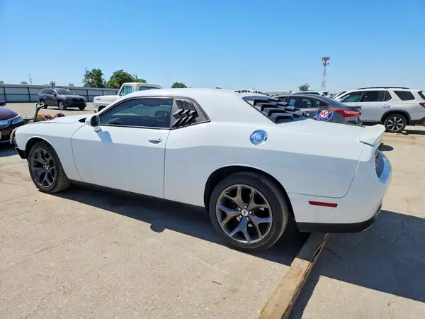2C3CDZAG7JH259393 2018 DODGE CHALLENGER - Image 2