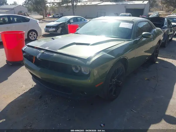2C3CDZAG7JH287355 2018 DODGE CHALLENGER - Image 2
