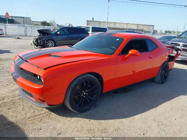 2C3CDZAG7JH287646 2018 DODGE CHALLENGER - Image 2