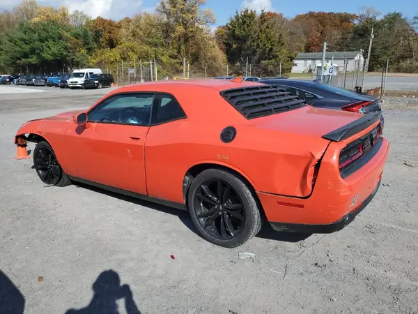 2C3CDZAG7JH287923 2018 DODGE CHALLENGER - Image 2