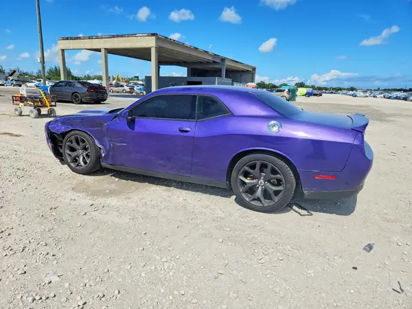2C3CDZAG7JH305739 2018 DODGE CHALLENGER - Image 2