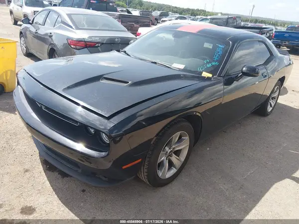 2C3CDZAG7JH321679 2018 DODGE CHALLENGER - Image 2