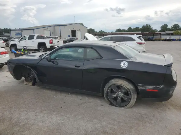 2C3CDZAG7JH328261 2018 DODGE CHALLENGER - Image 2