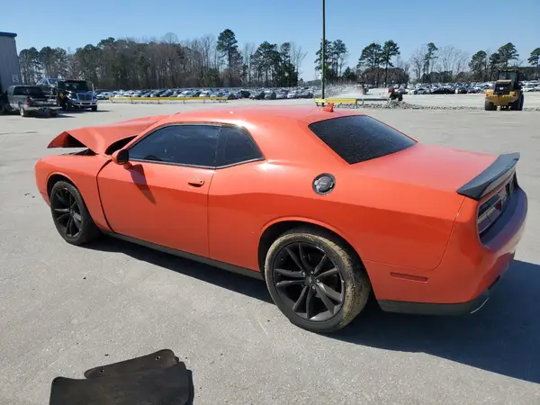 2C3CDZAG7JH334030 2018 DODGE CHALLENGER - Image 2