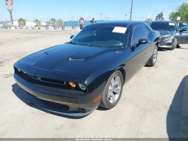 2C3CDZAG7KH503593 2019 DODGE CHALLENGER - Image 2