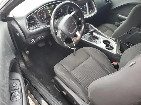 2C3CDZAG7KH593022 2019 DODGE CHALLENGER - Image 8