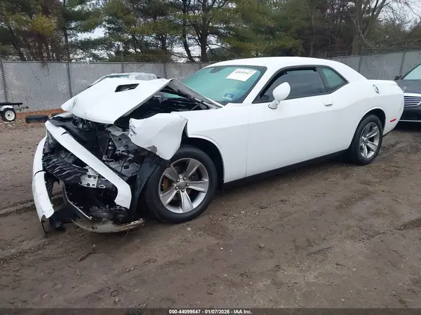 2C3CDZAG7KH629615 2019 DODGE CHALLENGER - Image 2