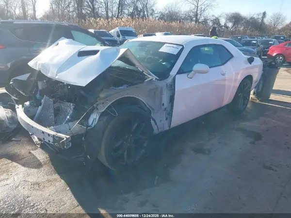 2C3CDZAG7KH659682 2019 DODGE CHALLENGER - Image 2