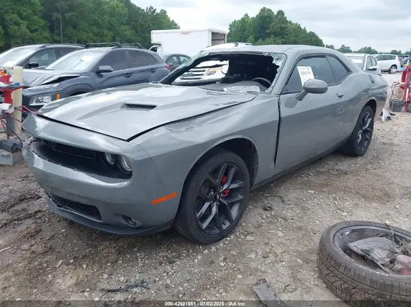 2C3CDZAG7KH666518 2019 DODGE CHALLENGER - Image 2