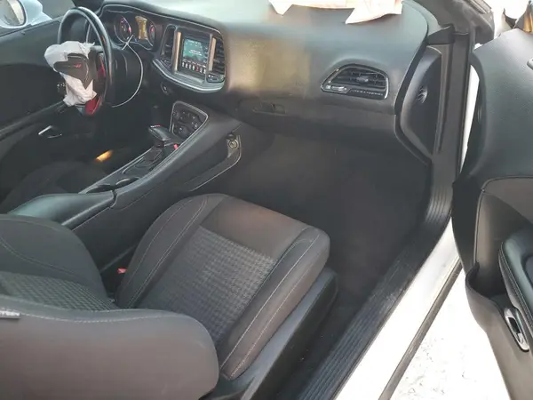 2C3CDZAG7KH723557 2019 DODGE CHALLENGER - Image 8