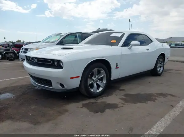 2C3CDZAG7KH744313 2019 DODGE CHALLENGER - Image 2