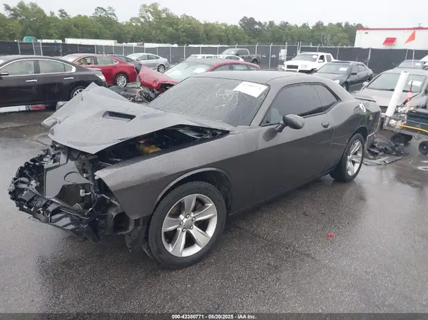 2C3CDZAG7LH105513 2020 DODGE CHALLENGER - Image 2