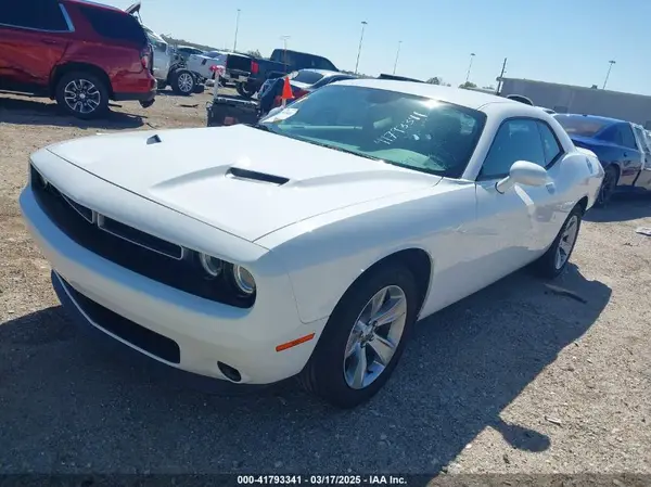 2C3CDZAG7LH105589 2020 DODGE CHALLENGER - Image 2