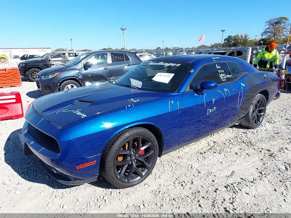 2C3CDZAG7LH202050 2020 DODGE CHALLENGER - Image 2