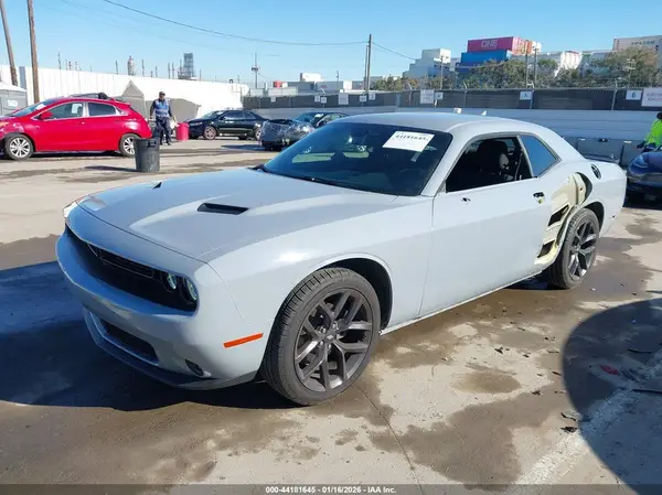 2C3CDZAG7LH218779 2020 DODGE CHALLENGER - Image 2