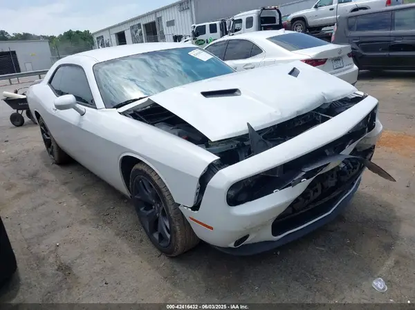 2C3CDZAG7LH227045 2020 DODGE CHALLENGER - Image 1