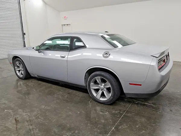 2C3CDZAG7LH230382 2020 DODGE CHALLENGER - Image 2