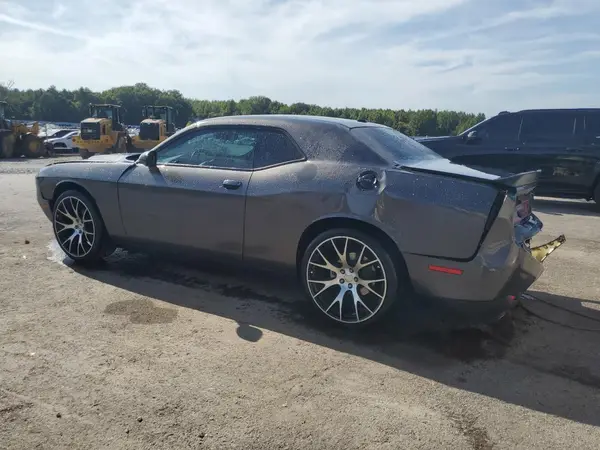 2C3CDZAG7LH246677 2020 DODGE CHALLENGER - Image 2
