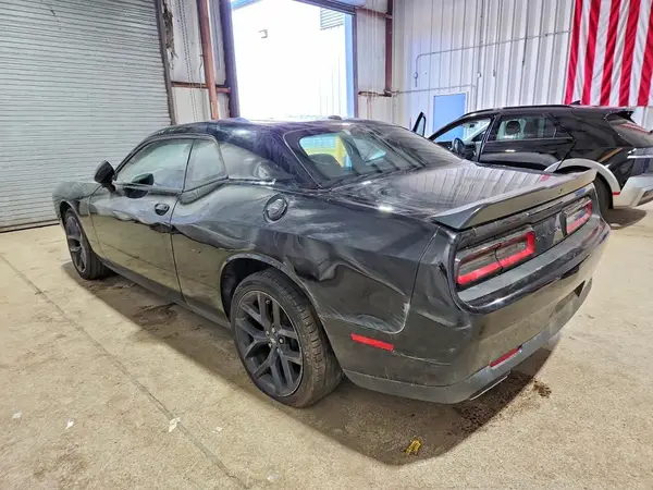 2C3CDZAG7MH564493 2021 DODGE CHALLENGER - Image 2