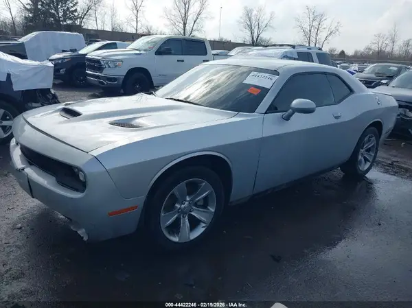 2C3CDZAG7MH623204 2021 DODGE CHALLENGER - Image 2