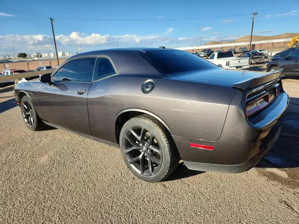 2C3CDZAG7NH168355 2022 DODGE CHALLENGER - Image 2