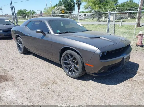2C3CDZAG7NH178335 2022 DODGE CHALLENGER - Image 1