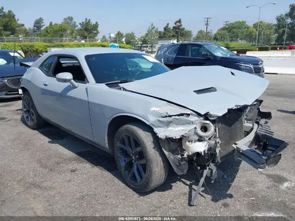2C3CDZAG7NH178349 2022 DODGE CHALLENGER - Image 1