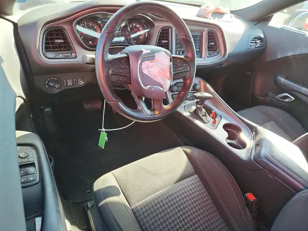 2C3CDZAG7PH695735 2023 DODGE CHALLENGER - Image 8