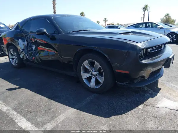 2C3CDZAG8GH131575 2016 DODGE CHALLENGER - Image 1