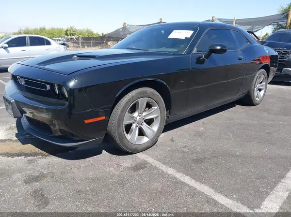 2C3CDZAG8GH131575 2016 DODGE CHALLENGER - Image 2