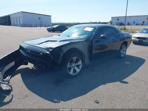 2C3CDZAG8GH137635 2016 DODGE CHALLENGER - Image 2