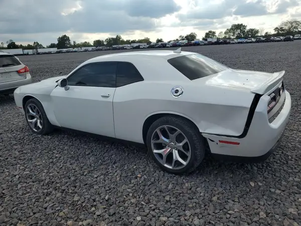 2C3CDZAG8GH162809 2016 DODGE CHALLENGER - Image 2