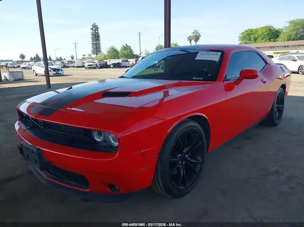 2C3CDZAG8GH168478 2016 DODGE CHALLENGER - Image 2
