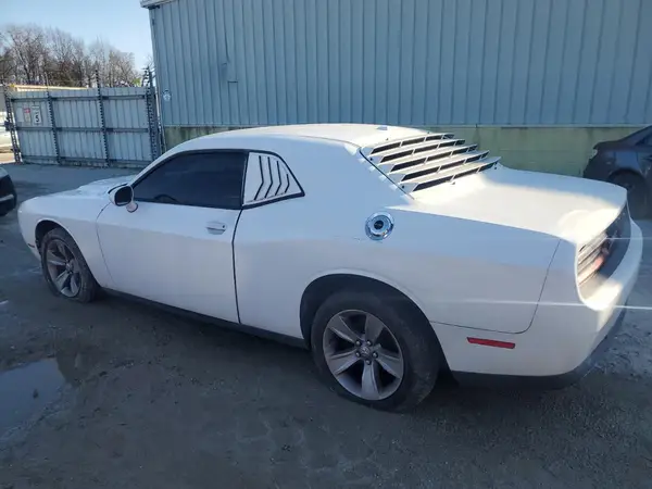 2C3CDZAG8GH171865 2016 DODGE CHALLENGER - Image 2