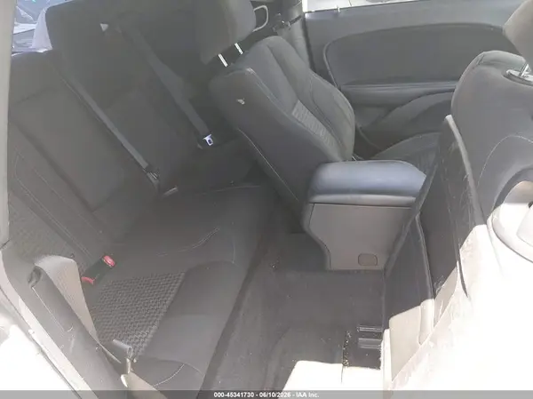 2C3CDZAG8GH184003 2016 DODGE CHALLENGER - Image 8