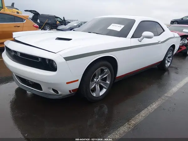 2C3CDZAG8GH210129 2016 DODGE CHALLENGER - Image 2