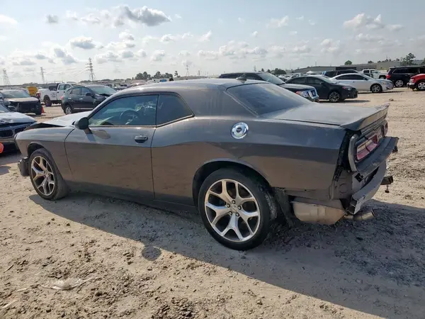 2C3CDZAG8GH234740 2016 DODGE CHALLENGER - Image 2