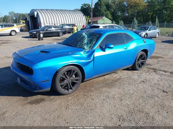 2C3CDZAG8GH236729 2016 DODGE CHALLENGER - Image 2