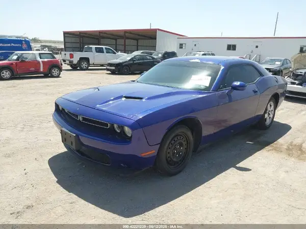 2C3CDZAG8GH275773 2016 DODGE CHALLENGER - Image 2