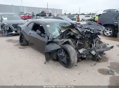 2C3CDZAG8GH323241 2016 DODGE CHALLENGER