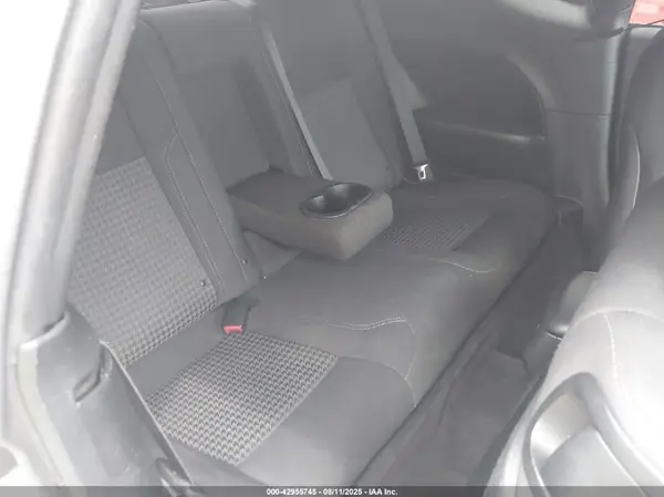 2C3CDZAG8GH344705 2016 DODGE CHALLENGER - Image 8