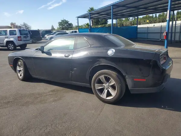2C3CDZAG8GH352755 2016 DODGE CHALLENGER - Image 2
