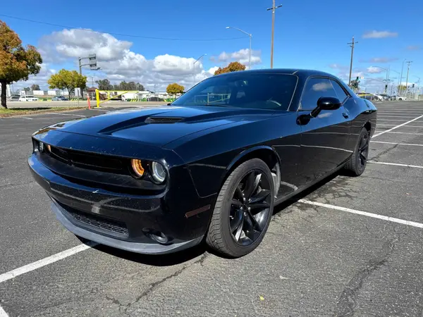 2C3CDZAG8GH353114 2016 DODGE CHALLENGER - Image 2