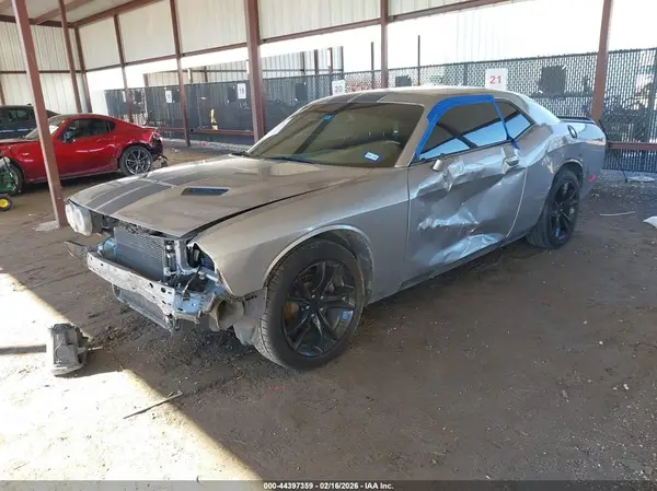 2C3CDZAG8GH358765 2016 DODGE CHALLENGER - Image 2